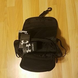 under armour toiletry kit